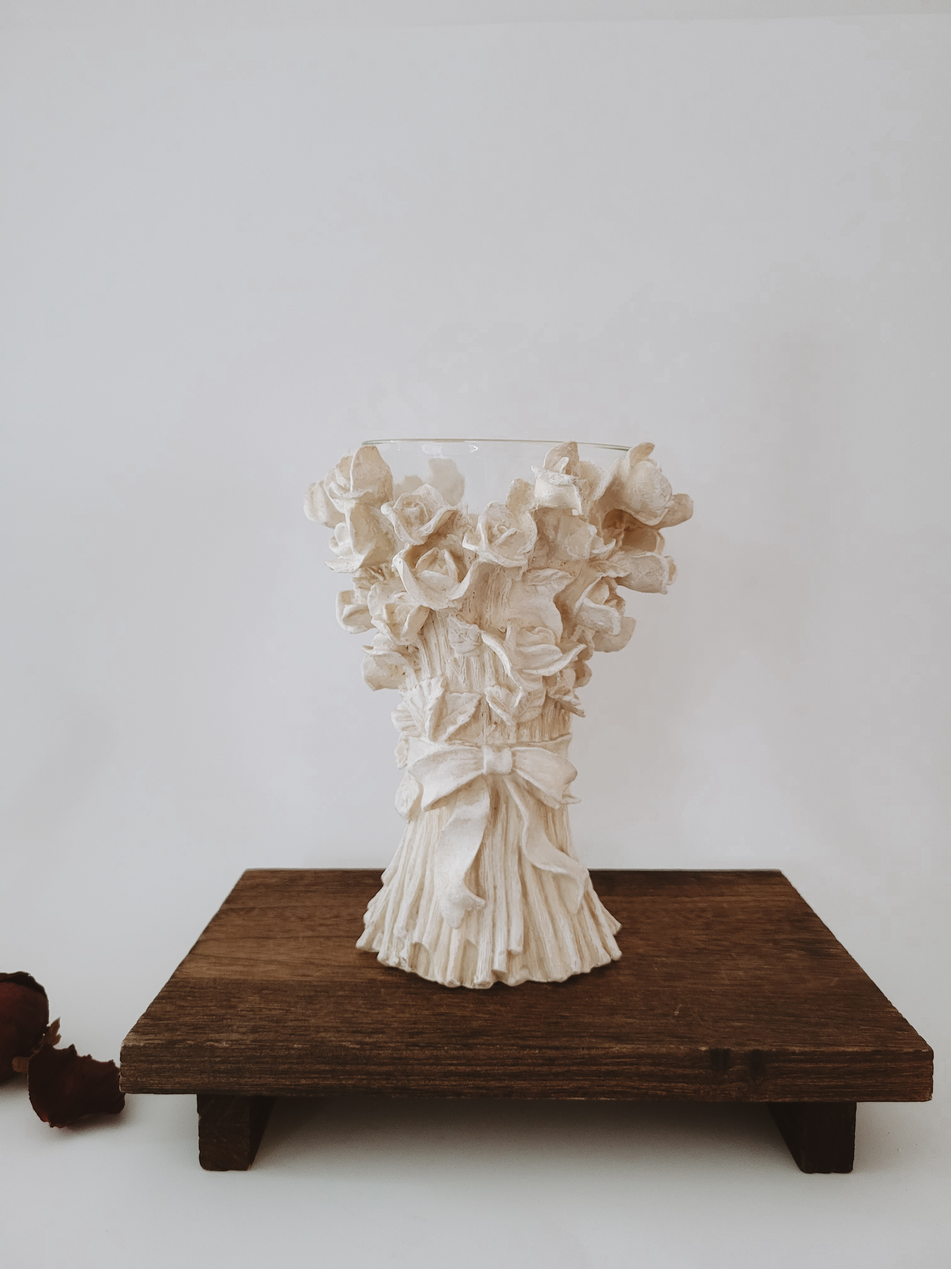 Vintage Casa Elite Bouquet Candleholder