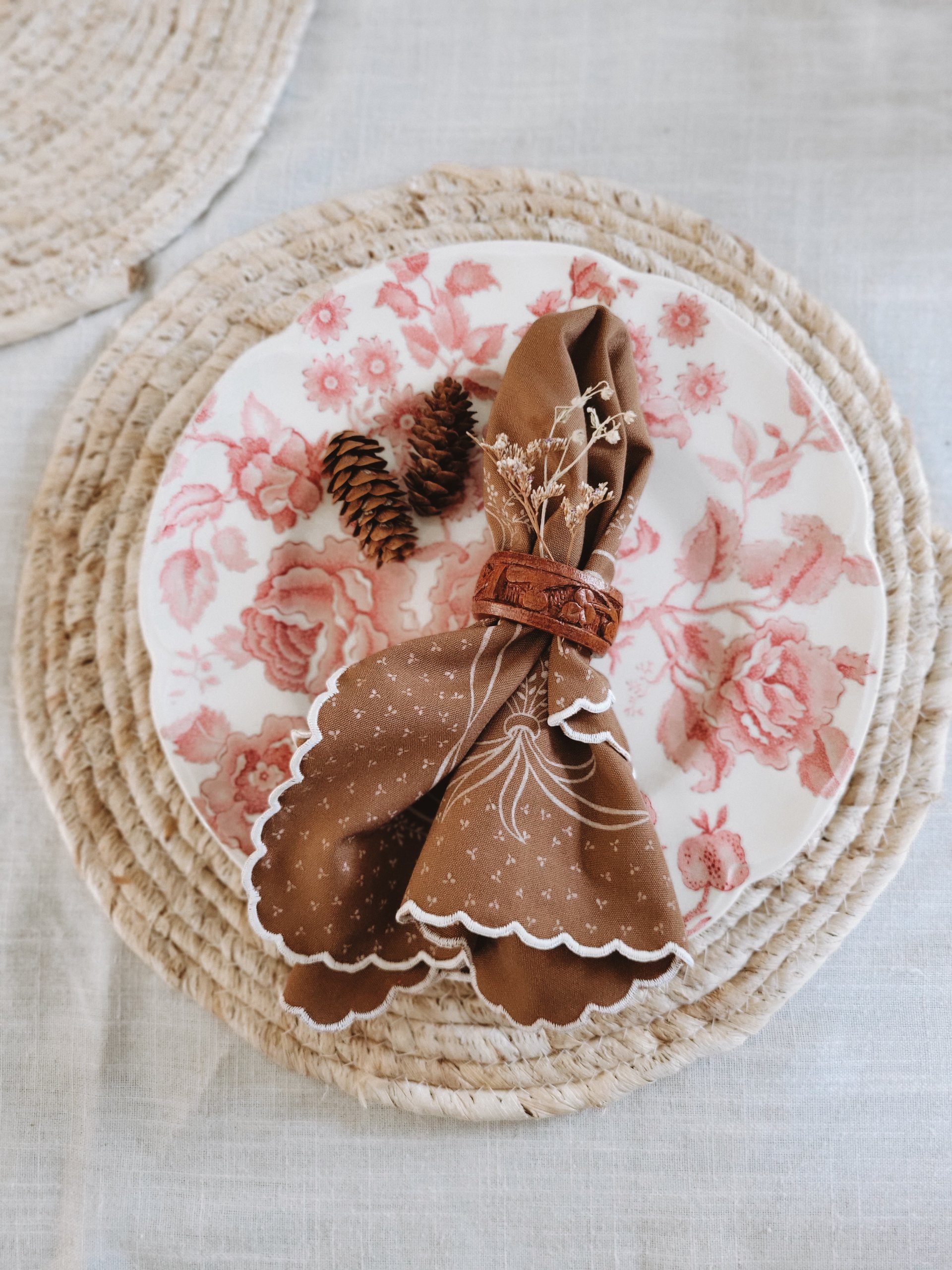 Set of 5 Autumn Bow & Botanical Textile Placemats