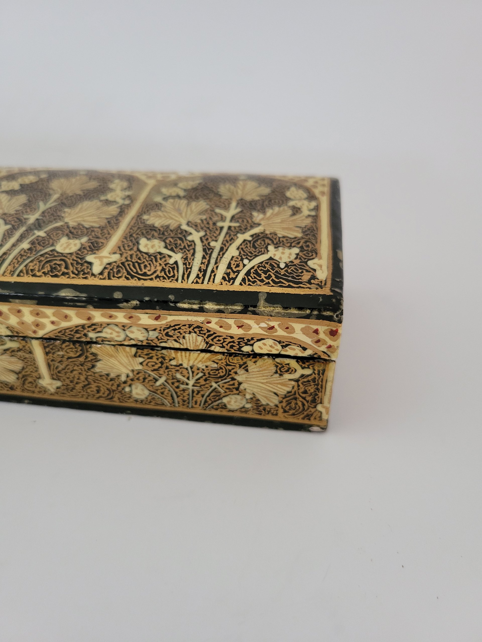Vintage Kashmir Papier-mâché Box — view 3