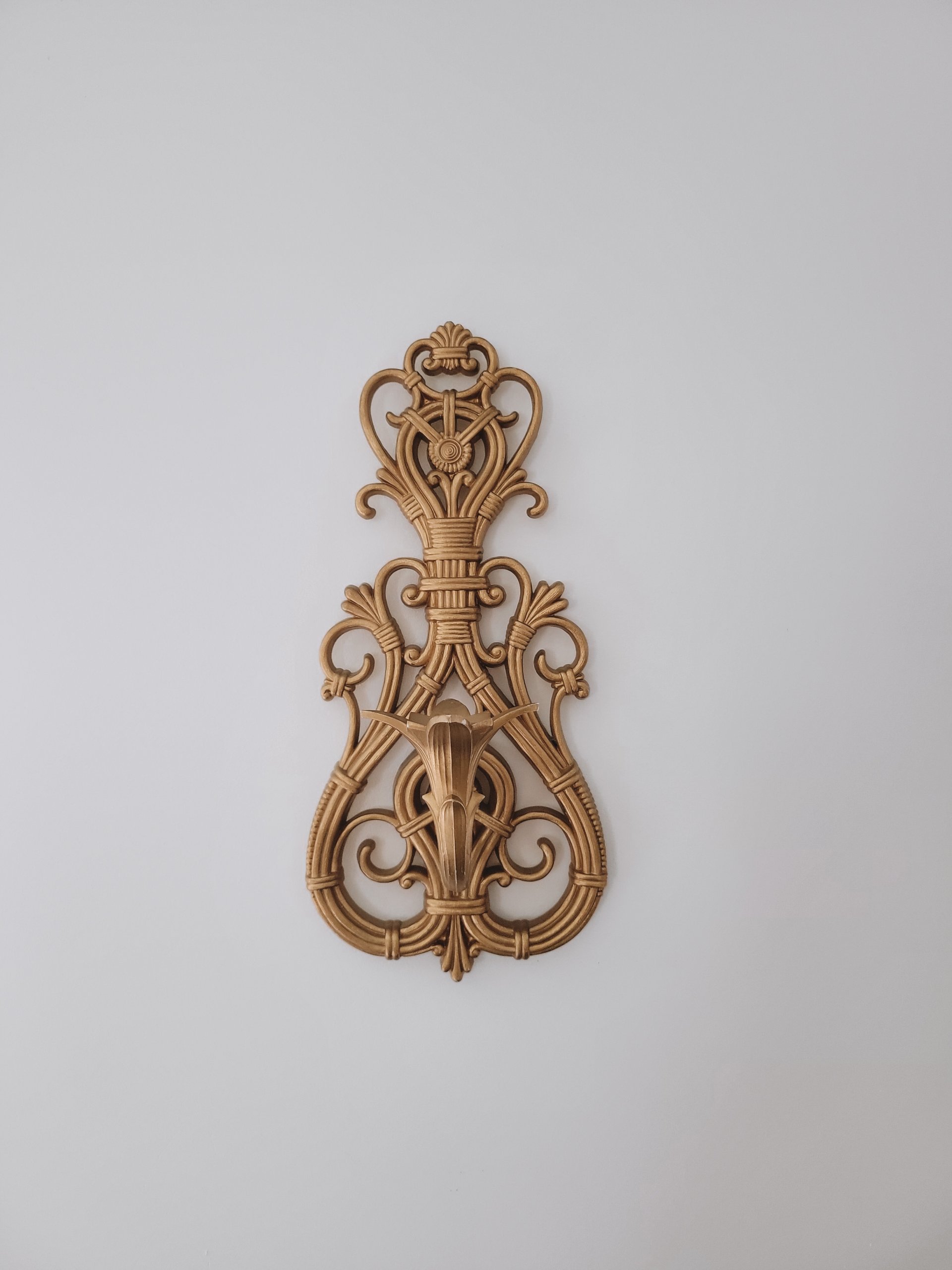 Vintage Syroco Candle Sconce