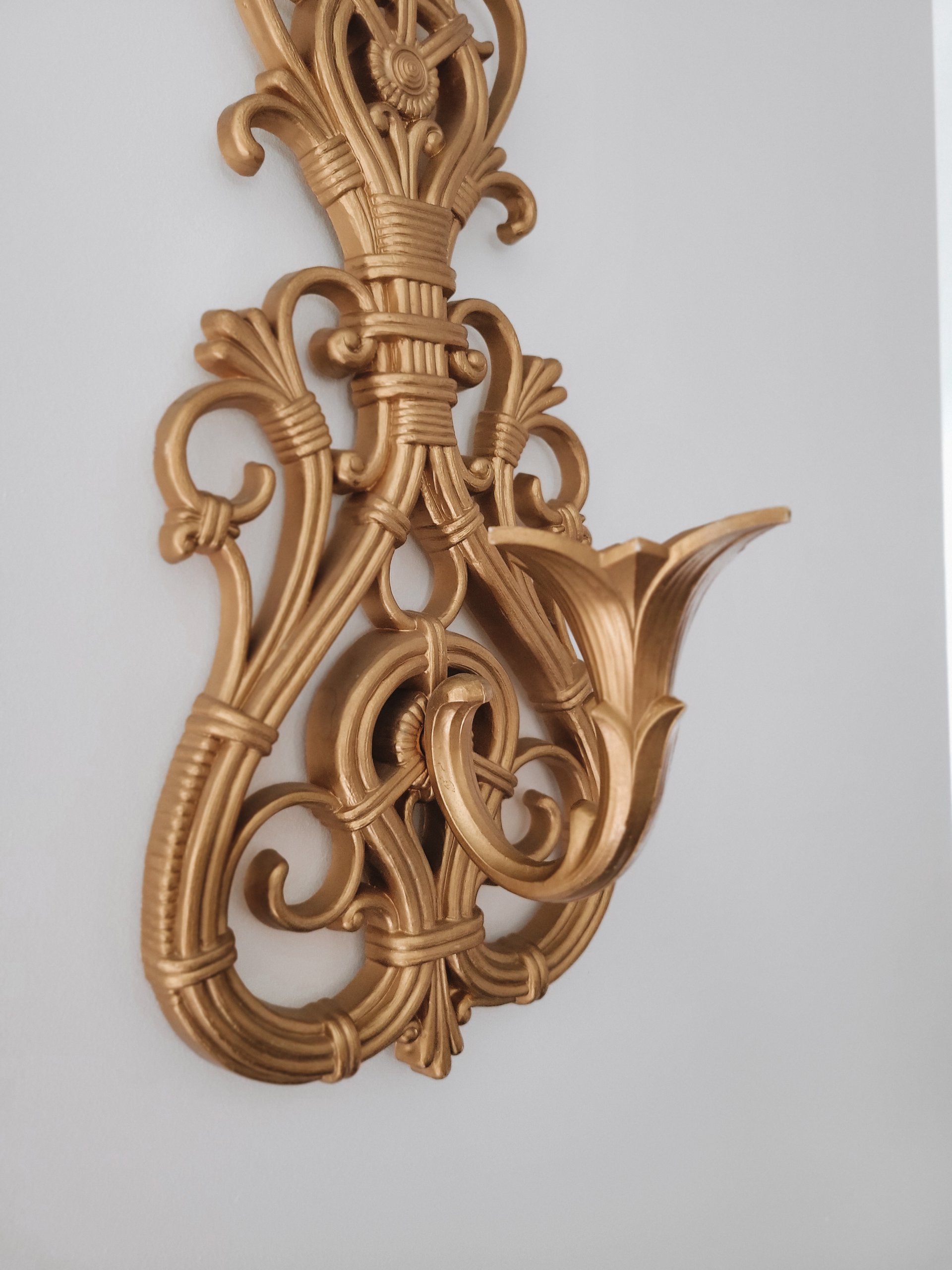 Vintage Syroco Candle Sconce — view 3