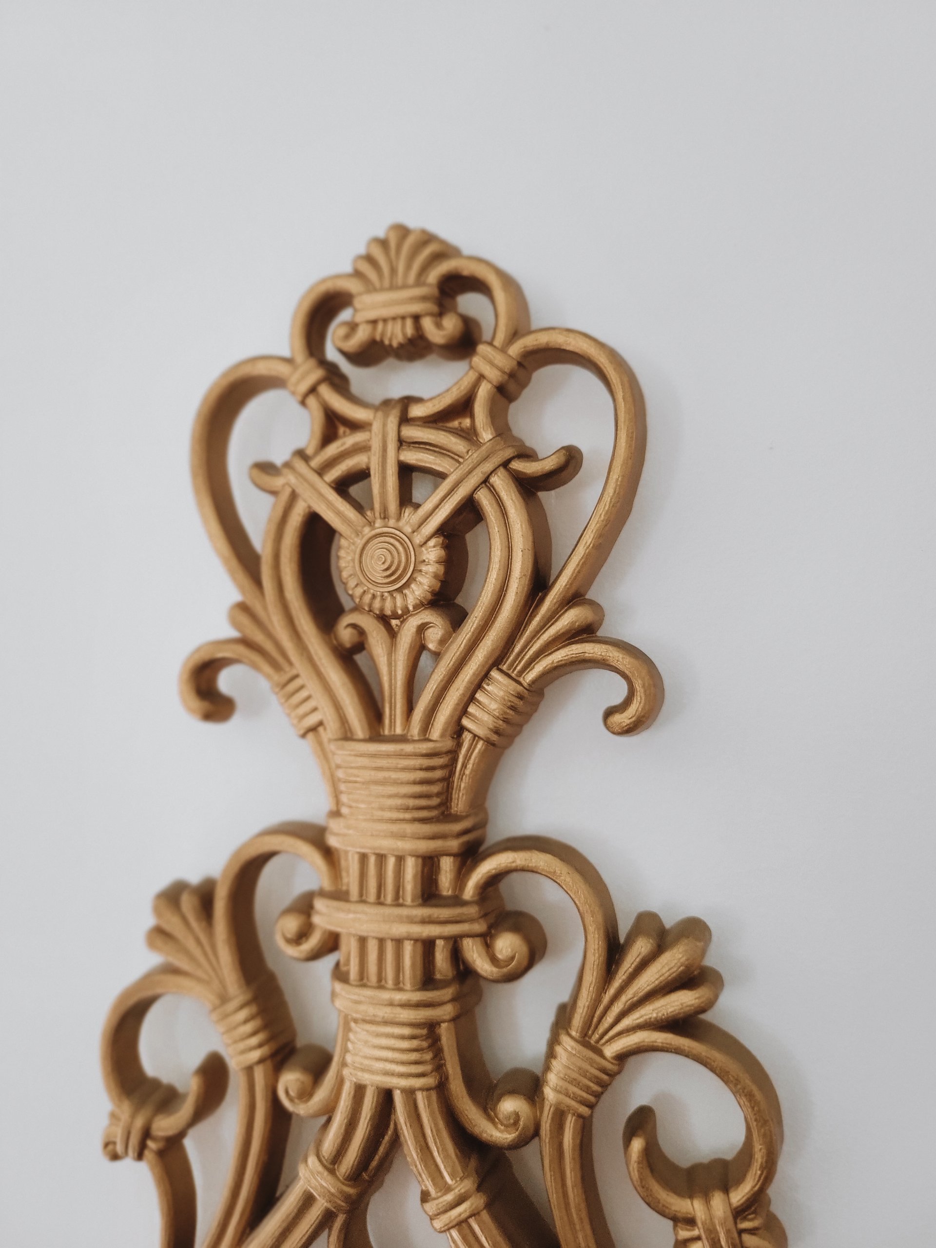 Vintage Syroco Candle Sconce — view 4
