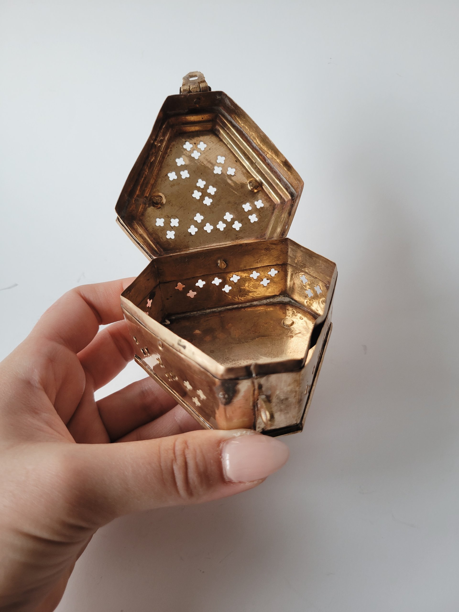 Small Pierced Brass Cricket Box — view 6