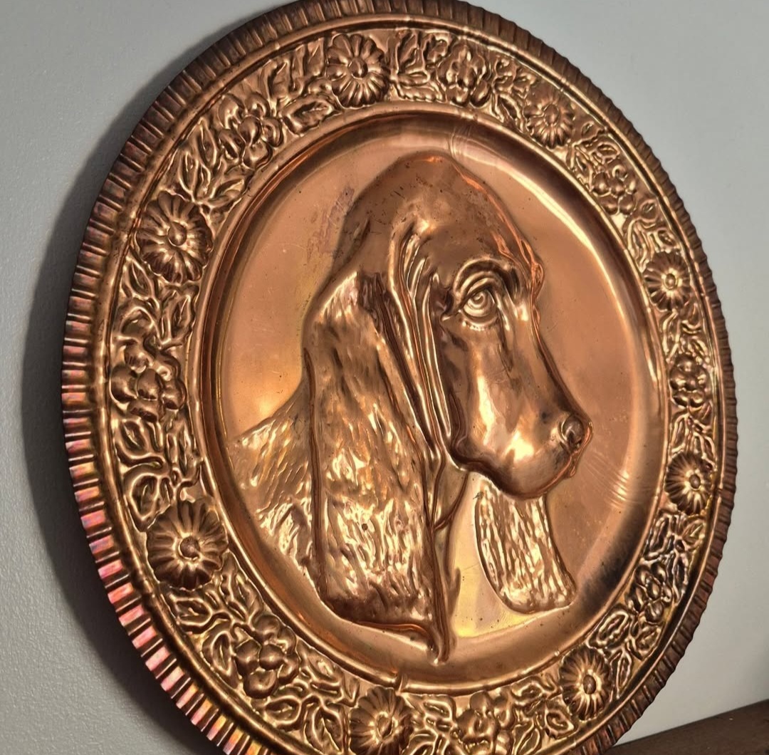 Vintage Copper-Toned Dog Wall Plate — view 2