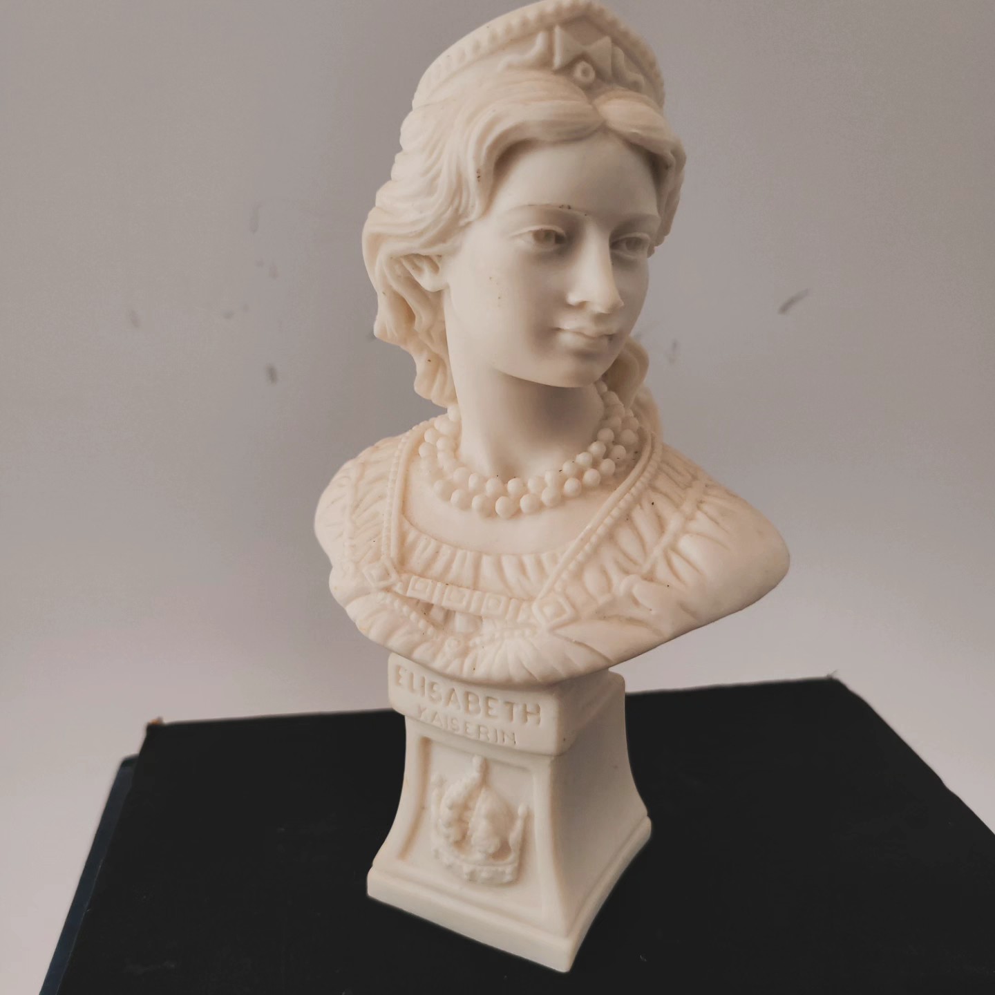 Vintage Empress Elisabeth of Austria Bust — view 2