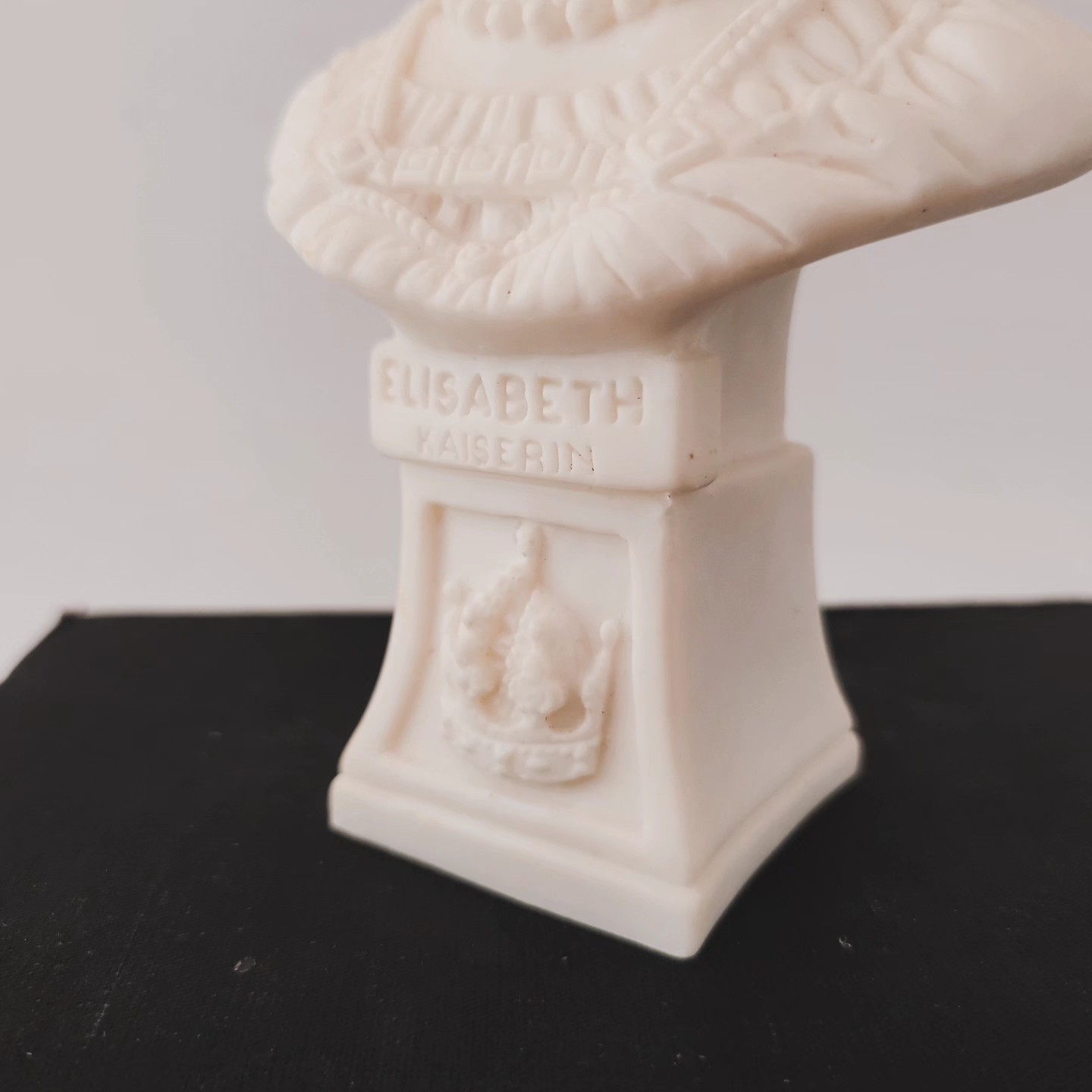 Vintage Empress Elisabeth of Austria Bust — view 4