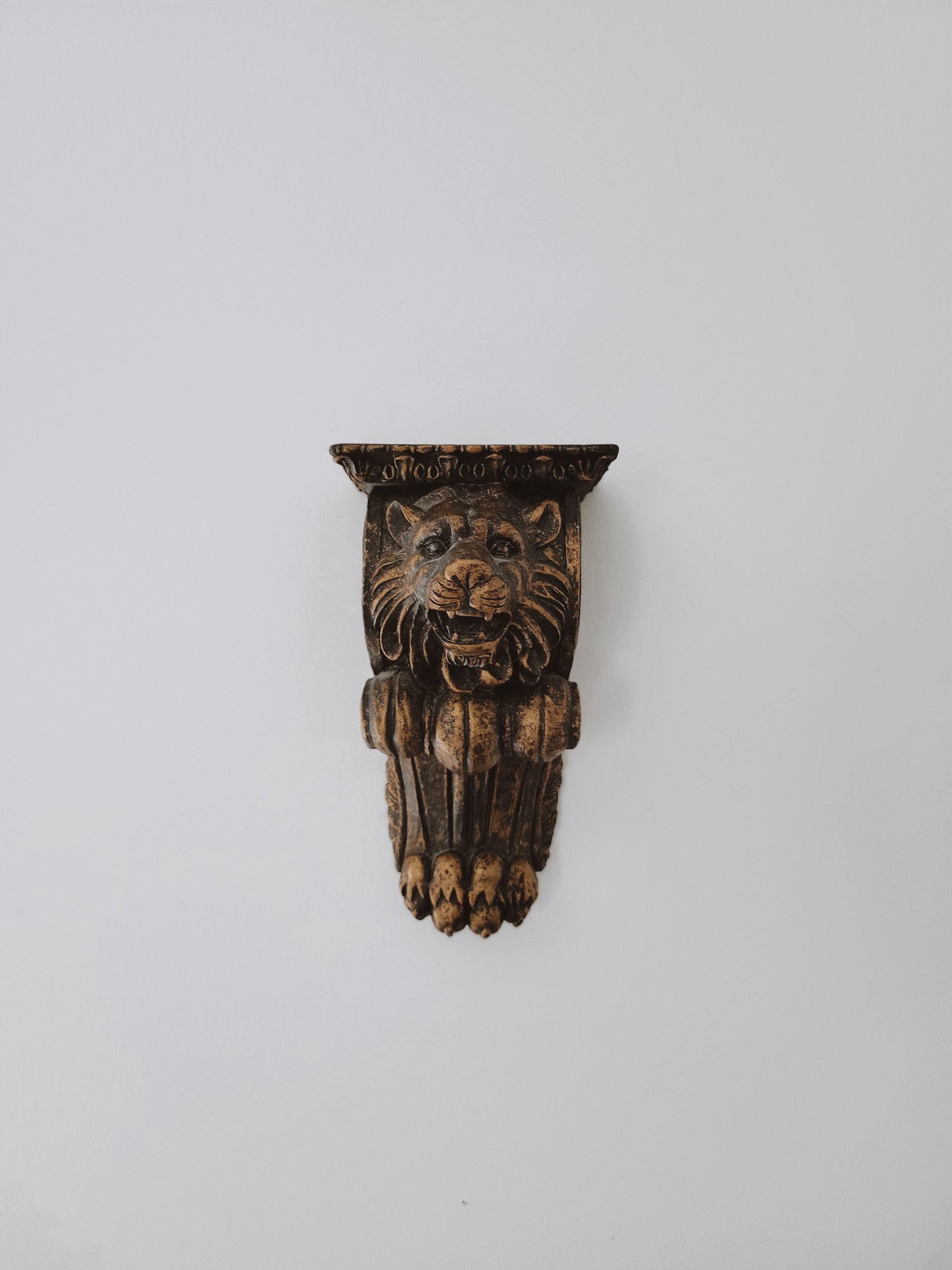 Lion Head Wall Corbel