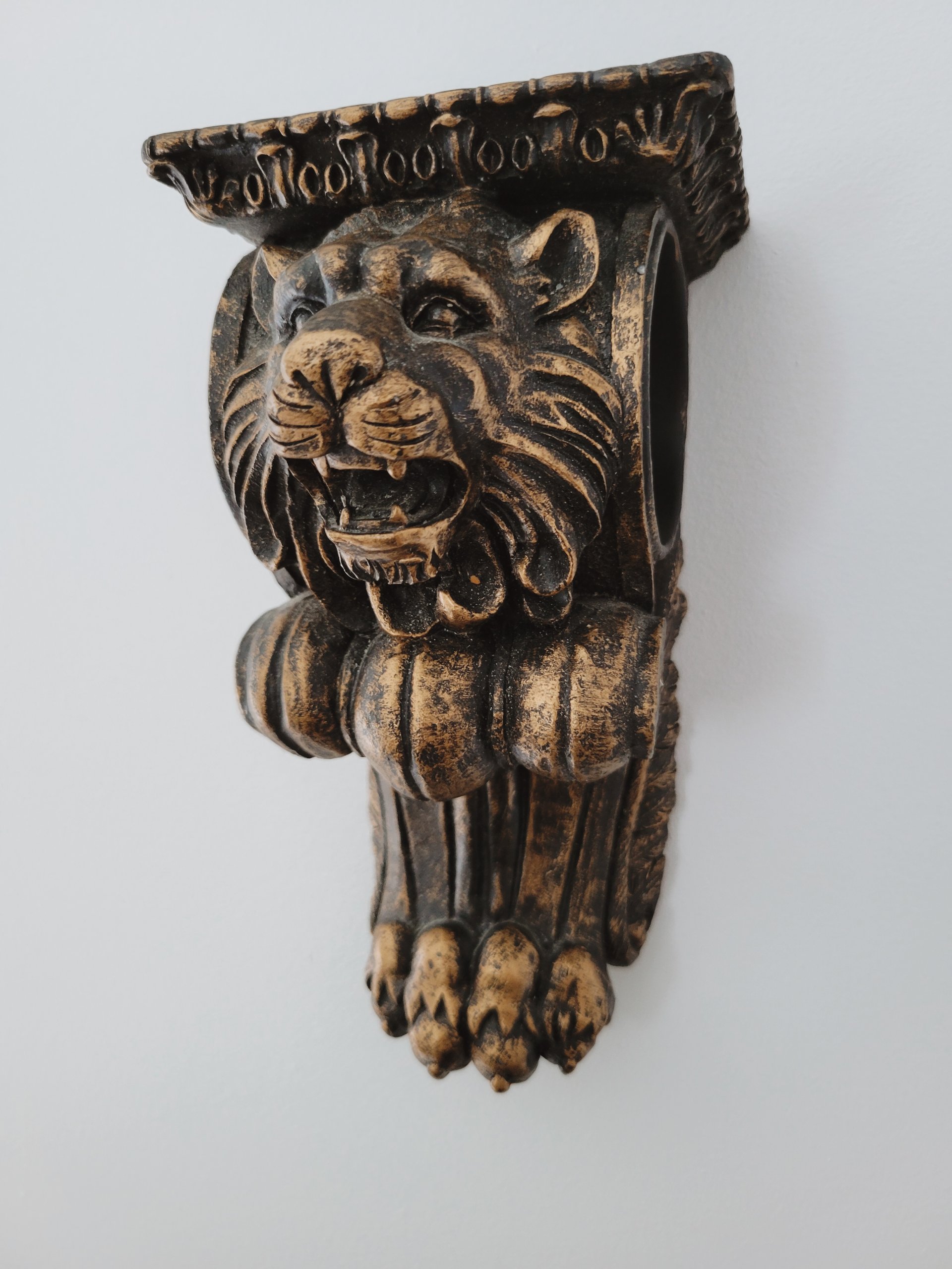 Lion Head Wall Corbel — view 4