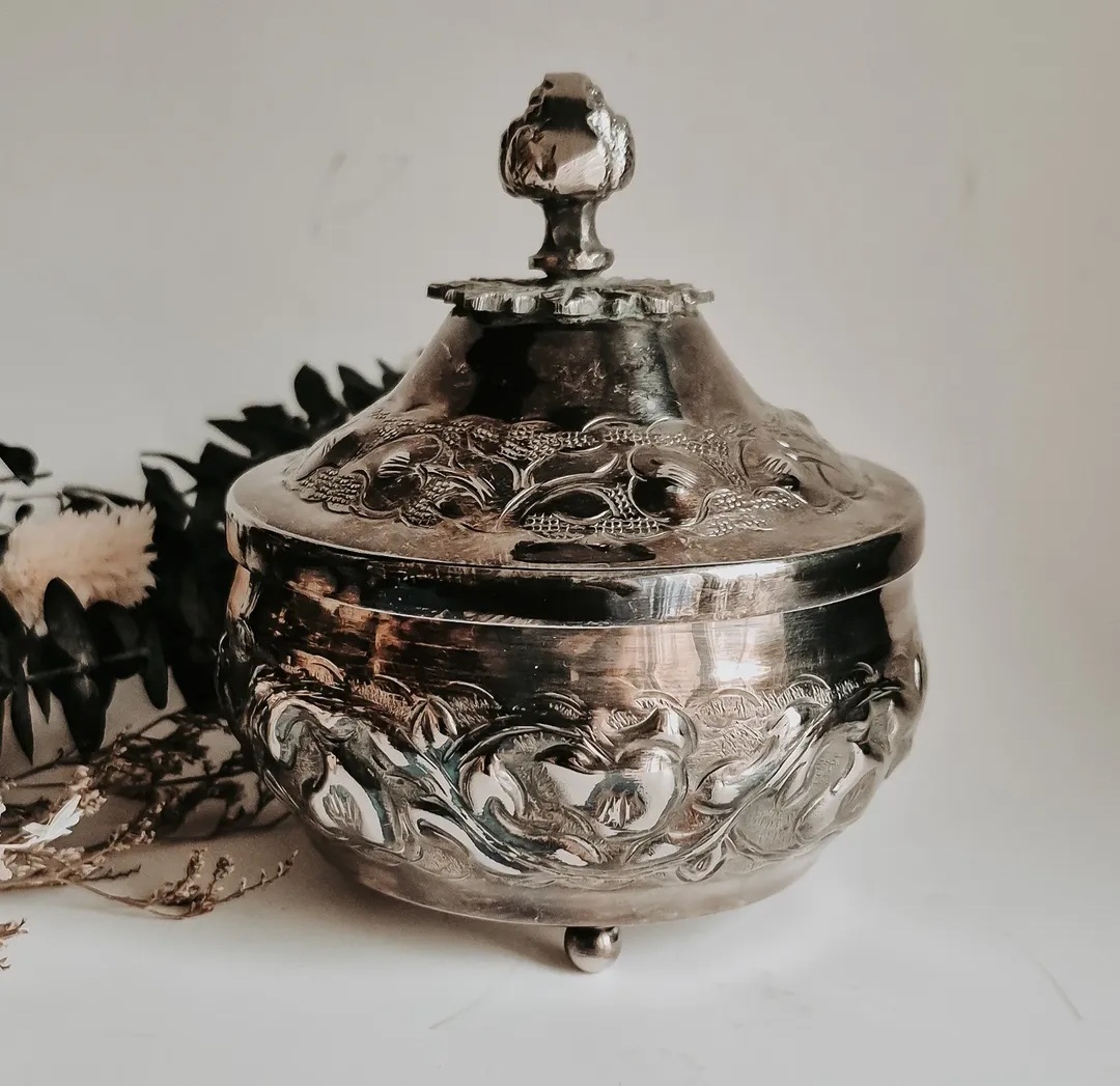Silor Silver-Plated Lidded Bowl