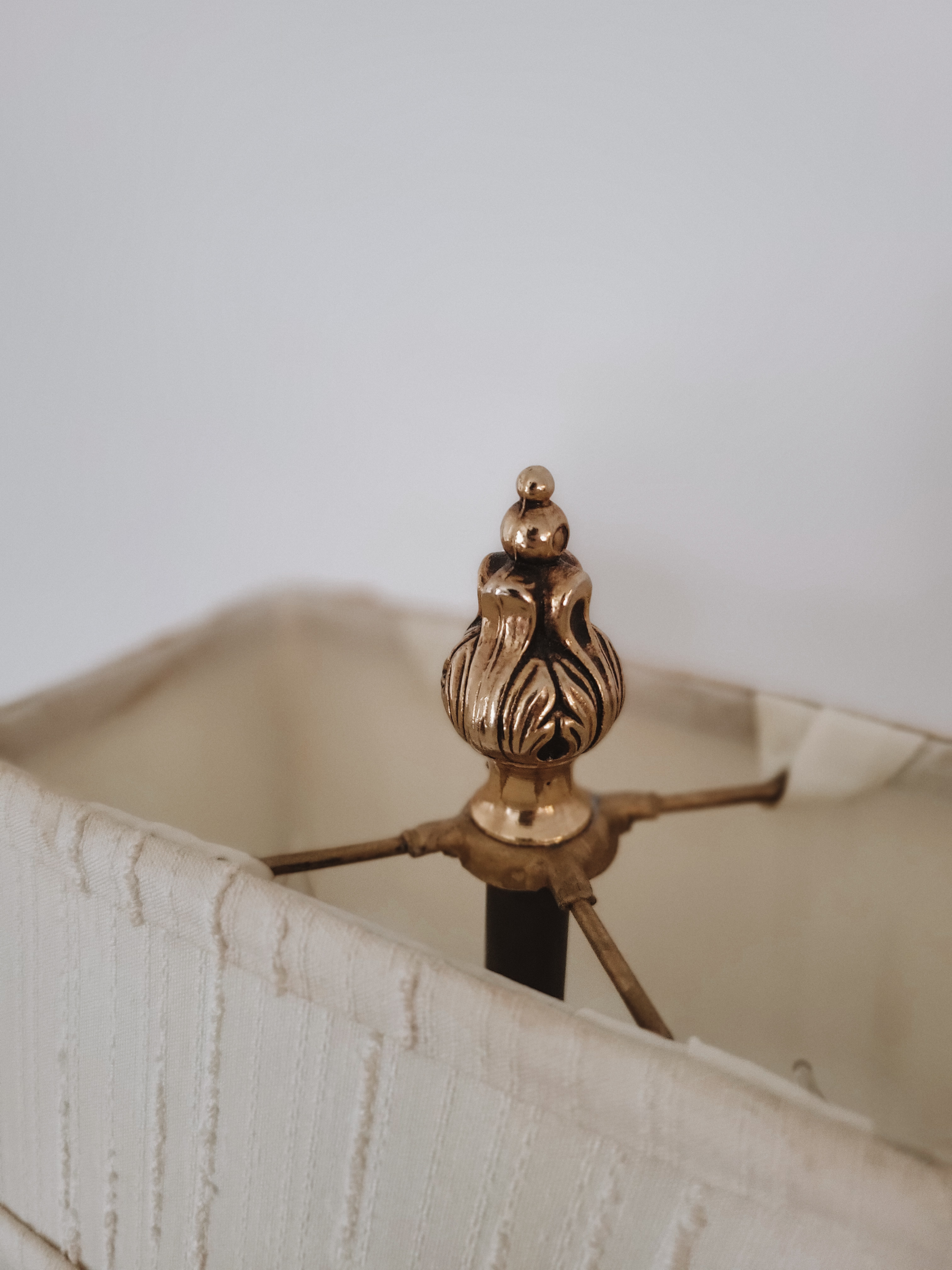 Vintage Bouillotte Table Lamp — view 3