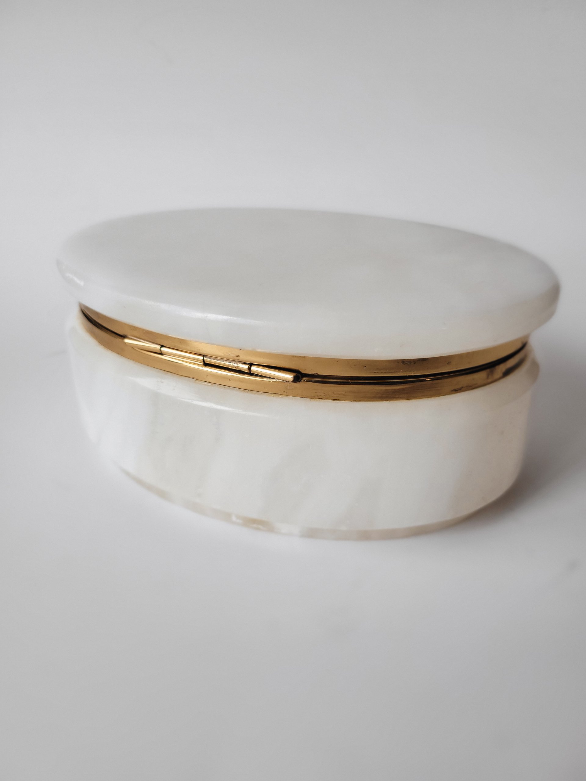 White Alabaster Box — view 4