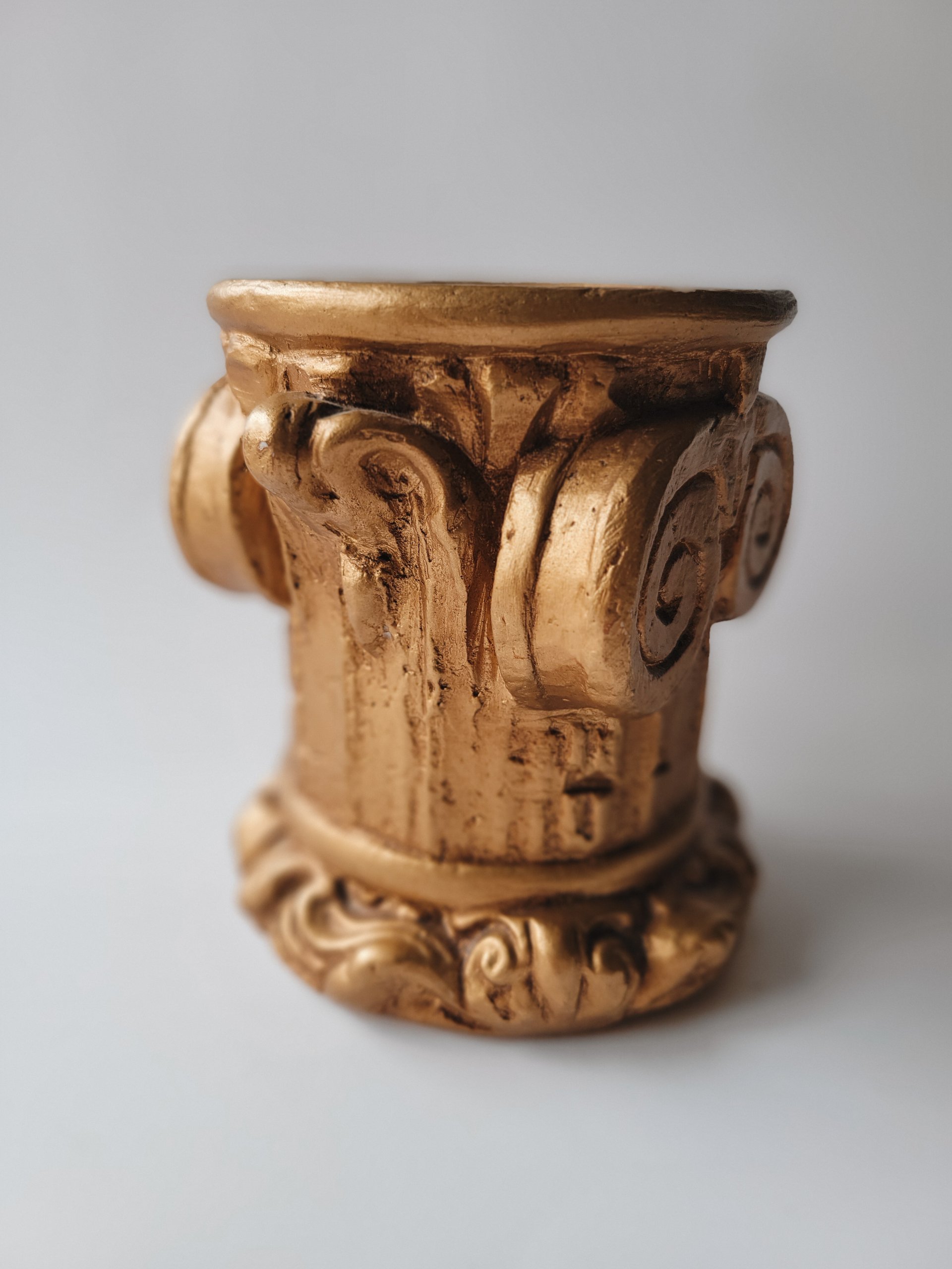 Gilt Neoclassical Riser — view 2