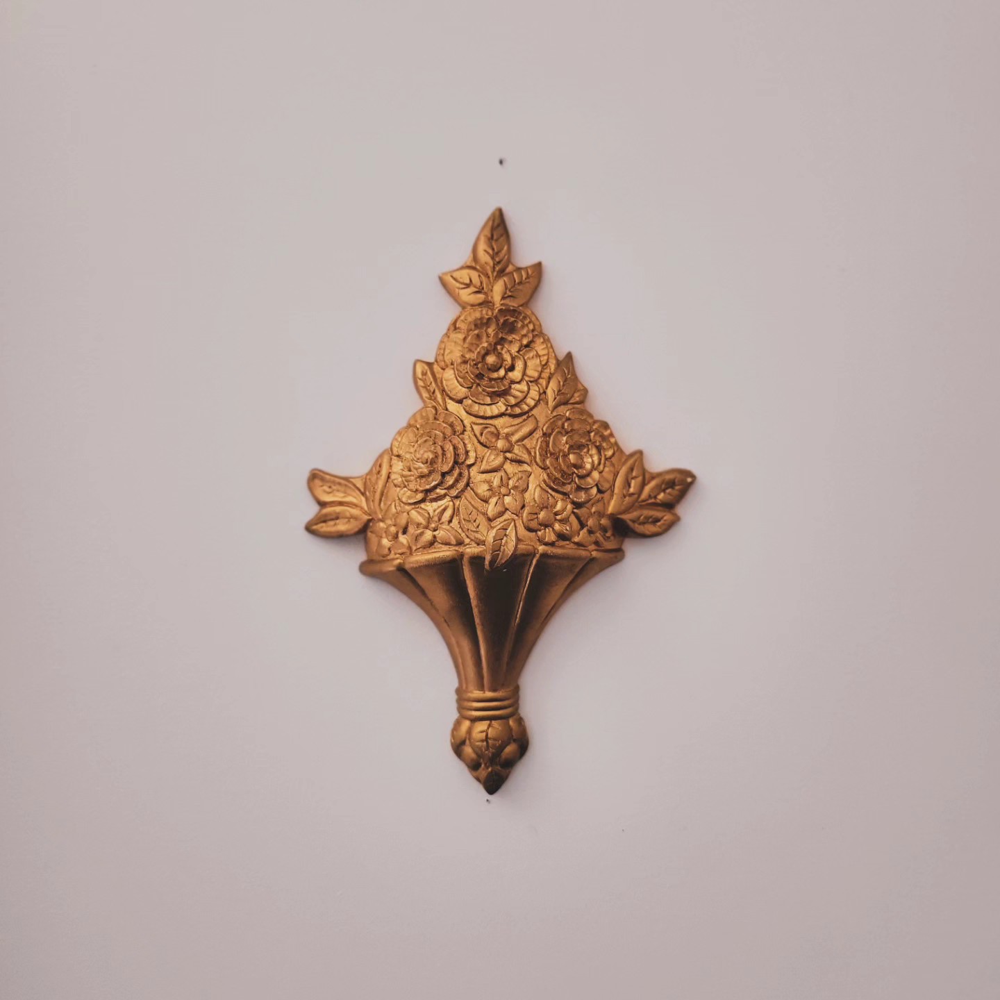 Vintage Syroco Wall Appliqués