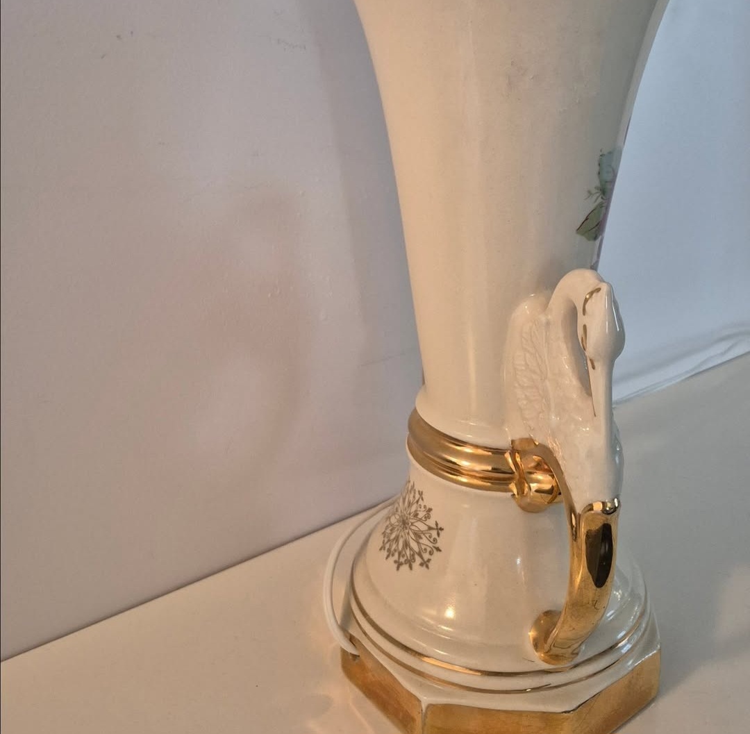 Hand-Painted Floral Ceramic Table Lamp — view 6