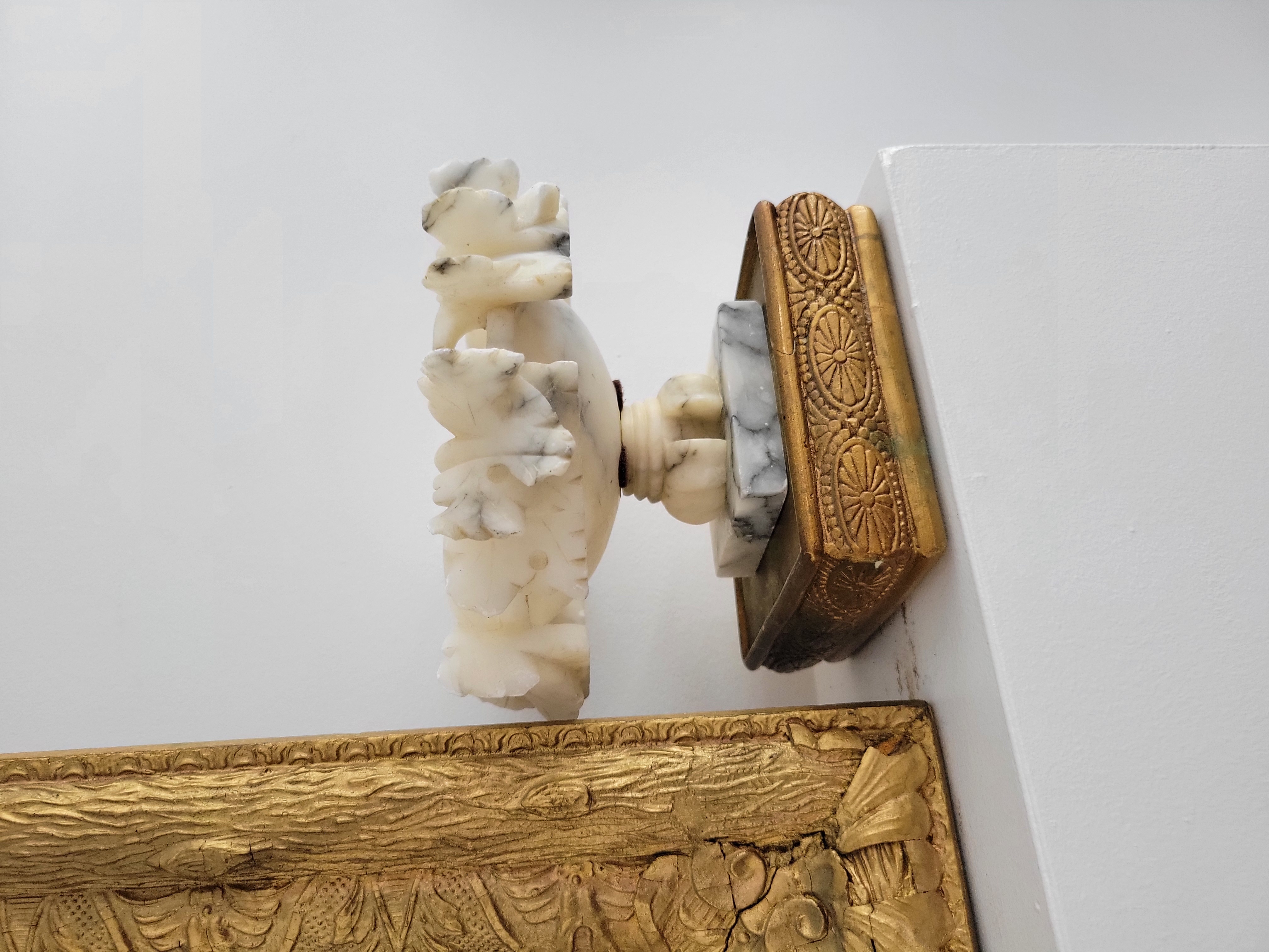 Alabaster Tazza — view 2