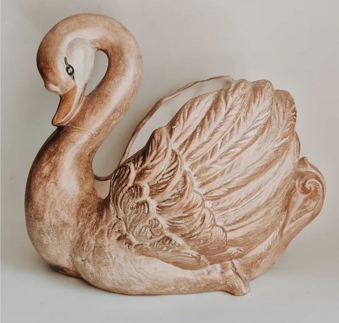 Large Swan Planter