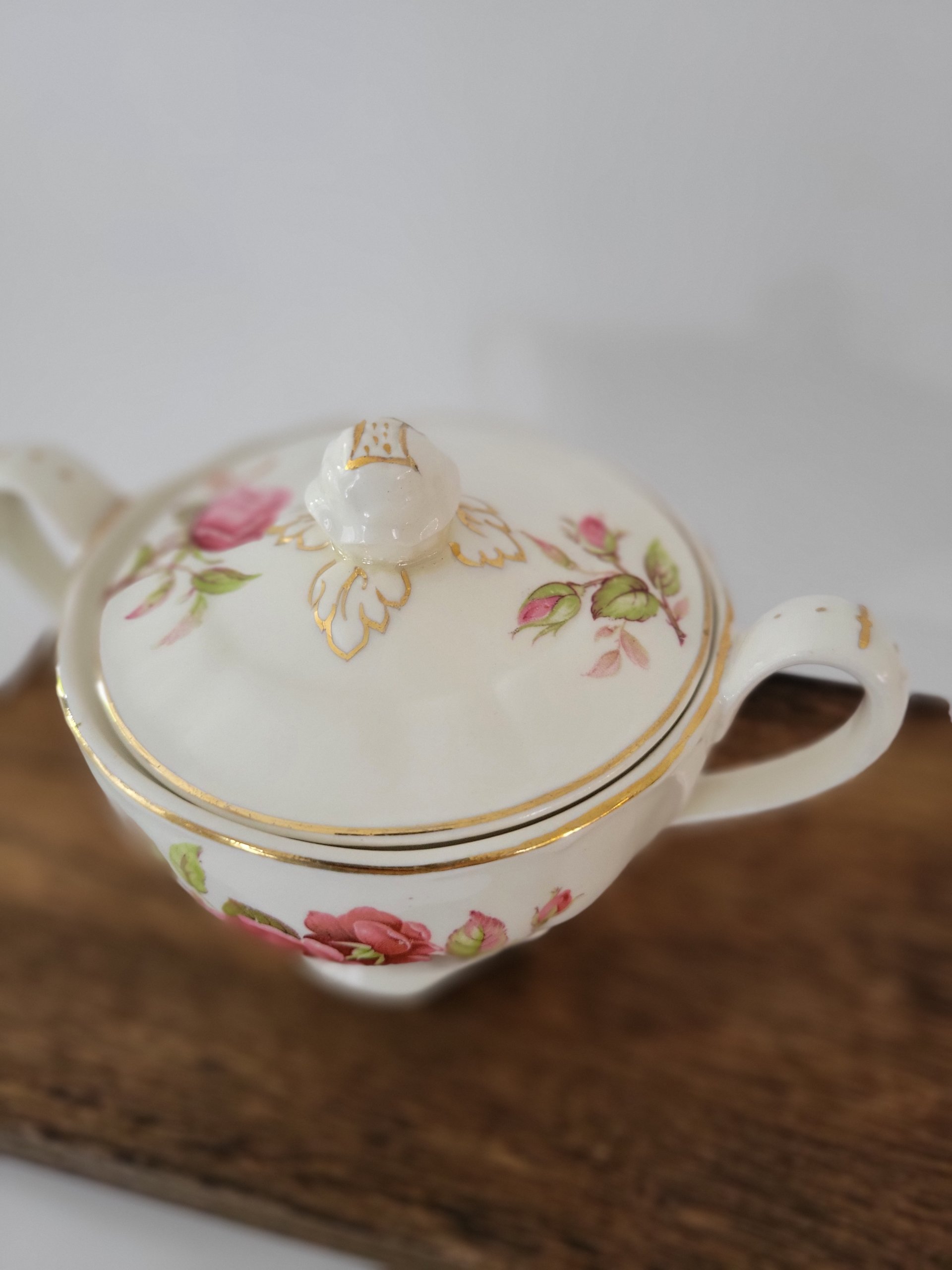 Vintage Grindley Lidded Sugar Bowl — view 2