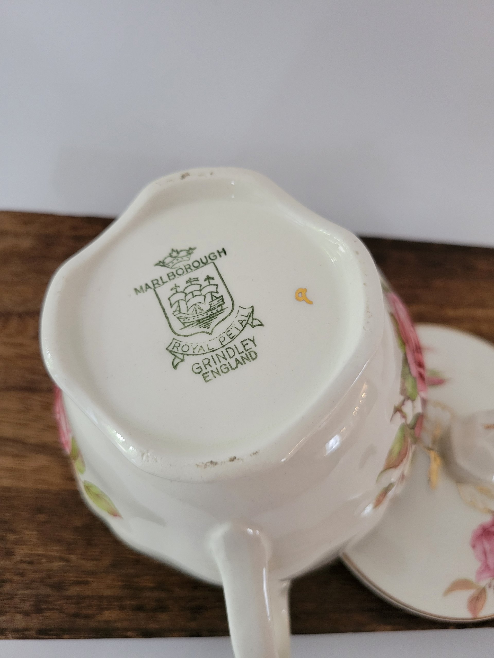 Vintage Grindley Lidded Sugar Bowl — view 4