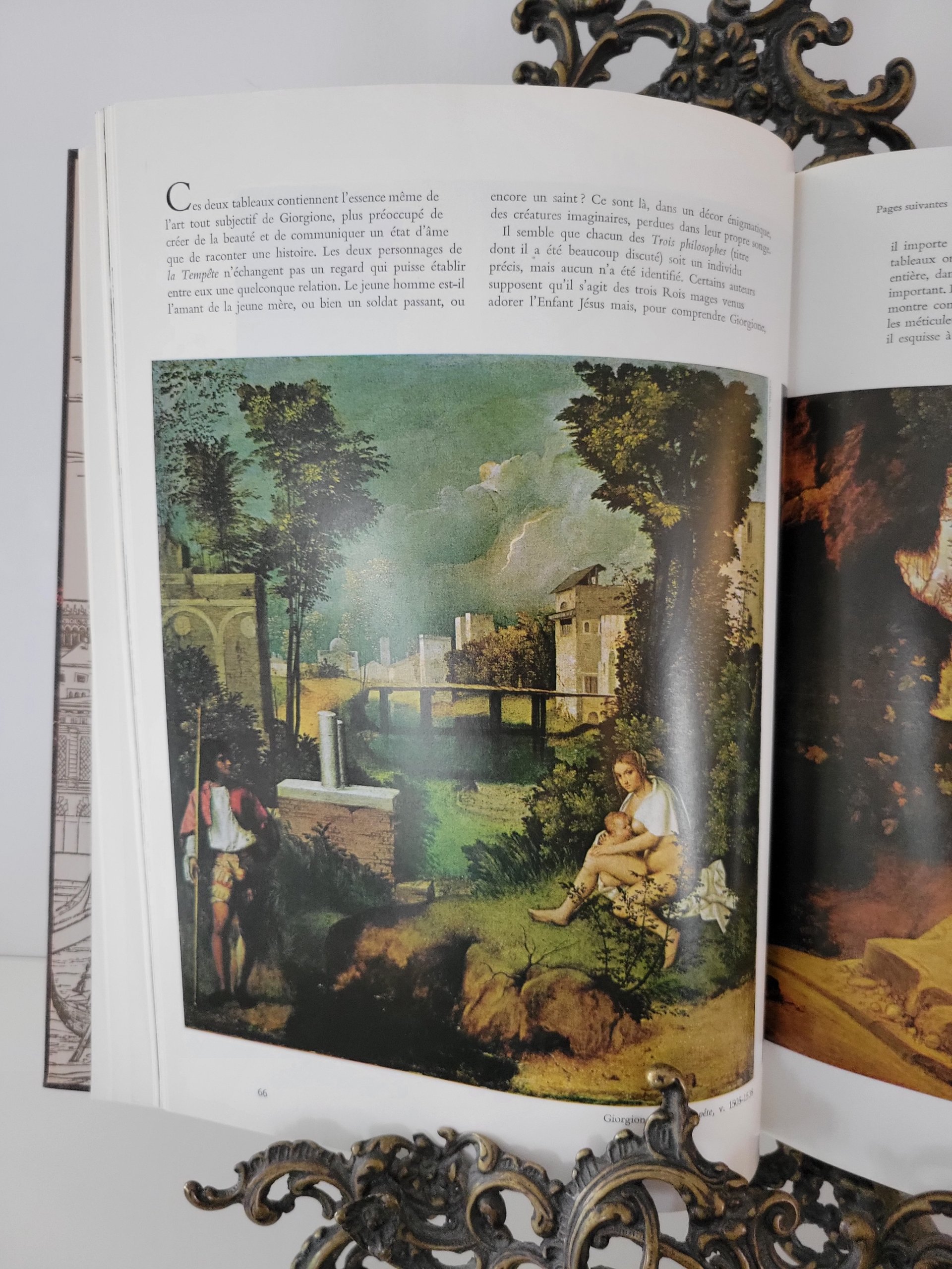 Vintage French Art History Book — view 4
