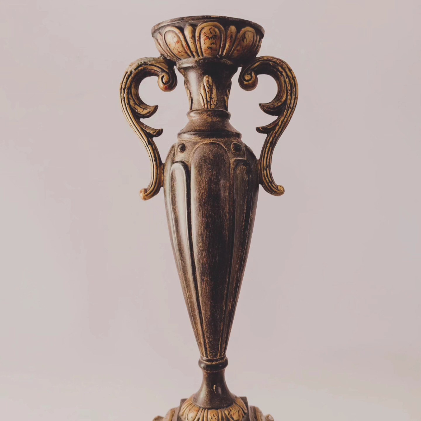 Neoclassical-Style Resin Pedestal Riser