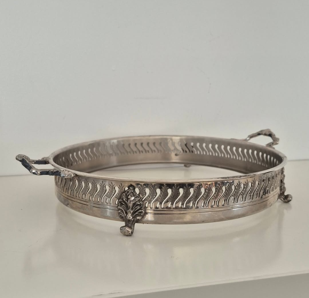 Wm. A. Rogers Silver-Plated Casserole Tray — view 3