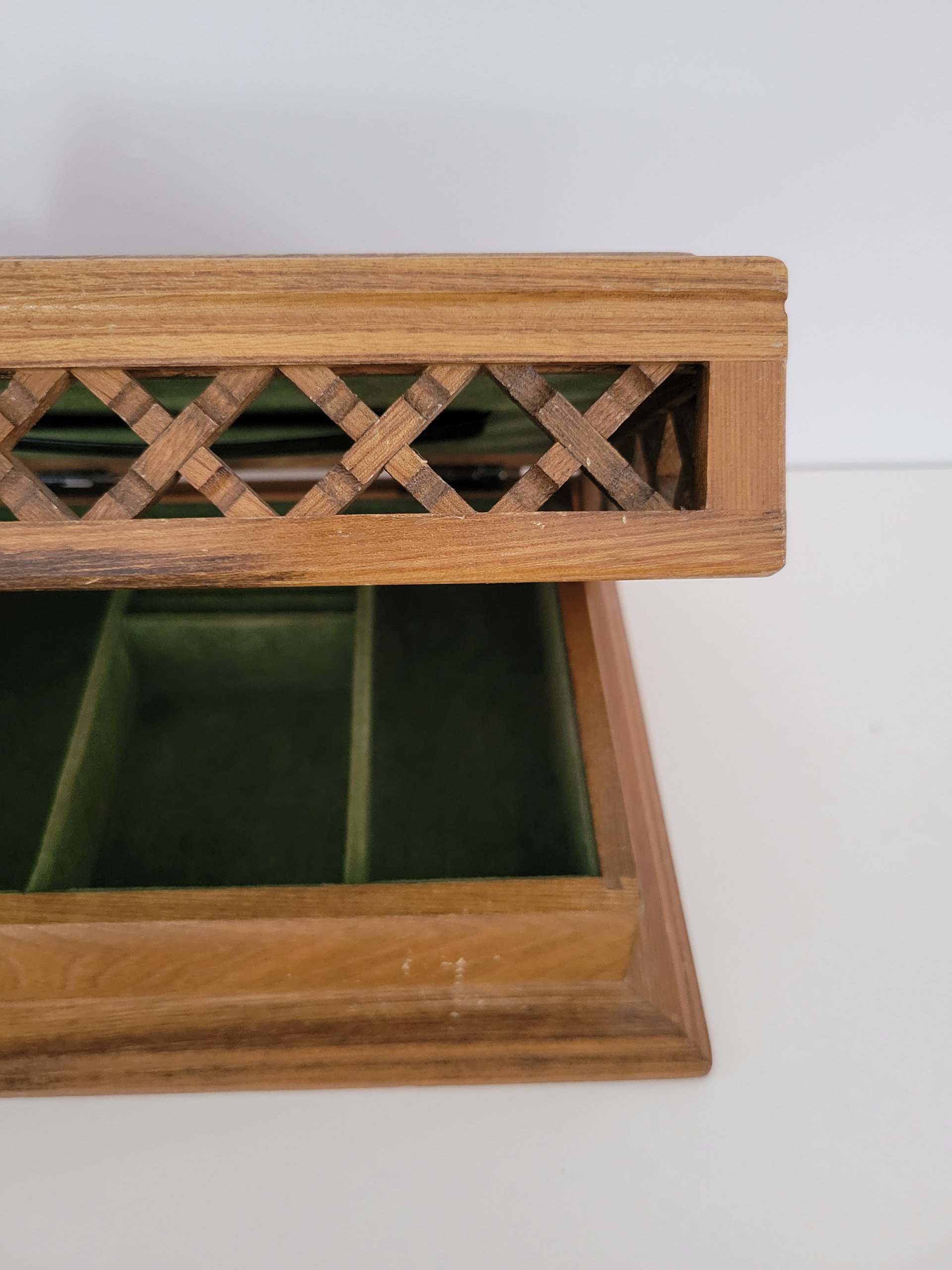 Vintage Wood Box — view 2
