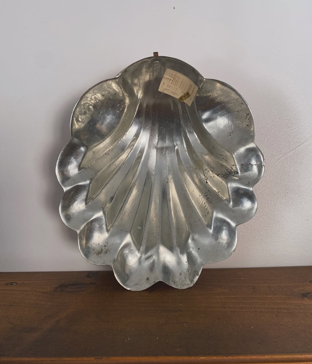Vintage Copper Scallop Shell Mold — view 2