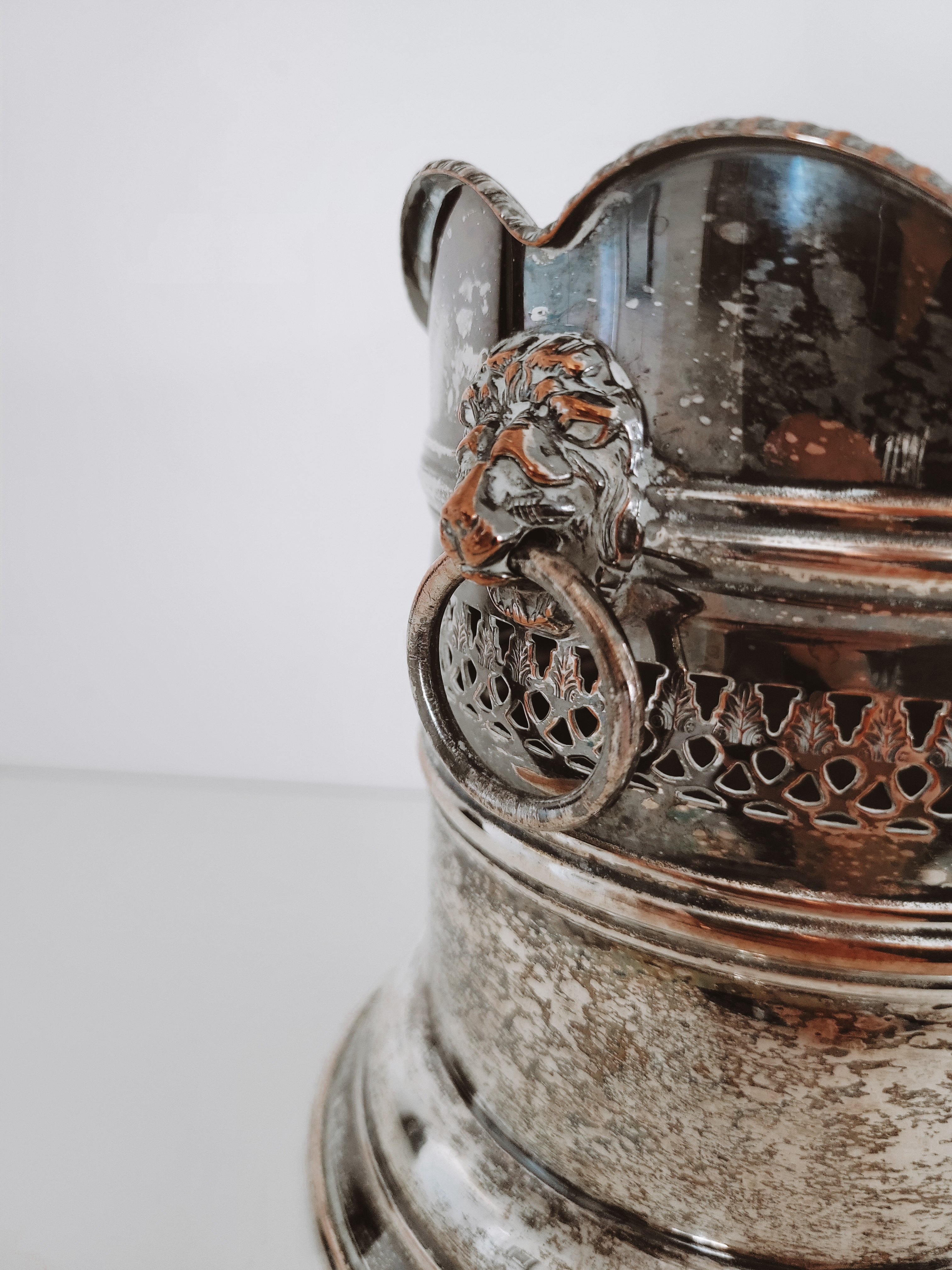 Vintage Wine Bottle Rest — view 3