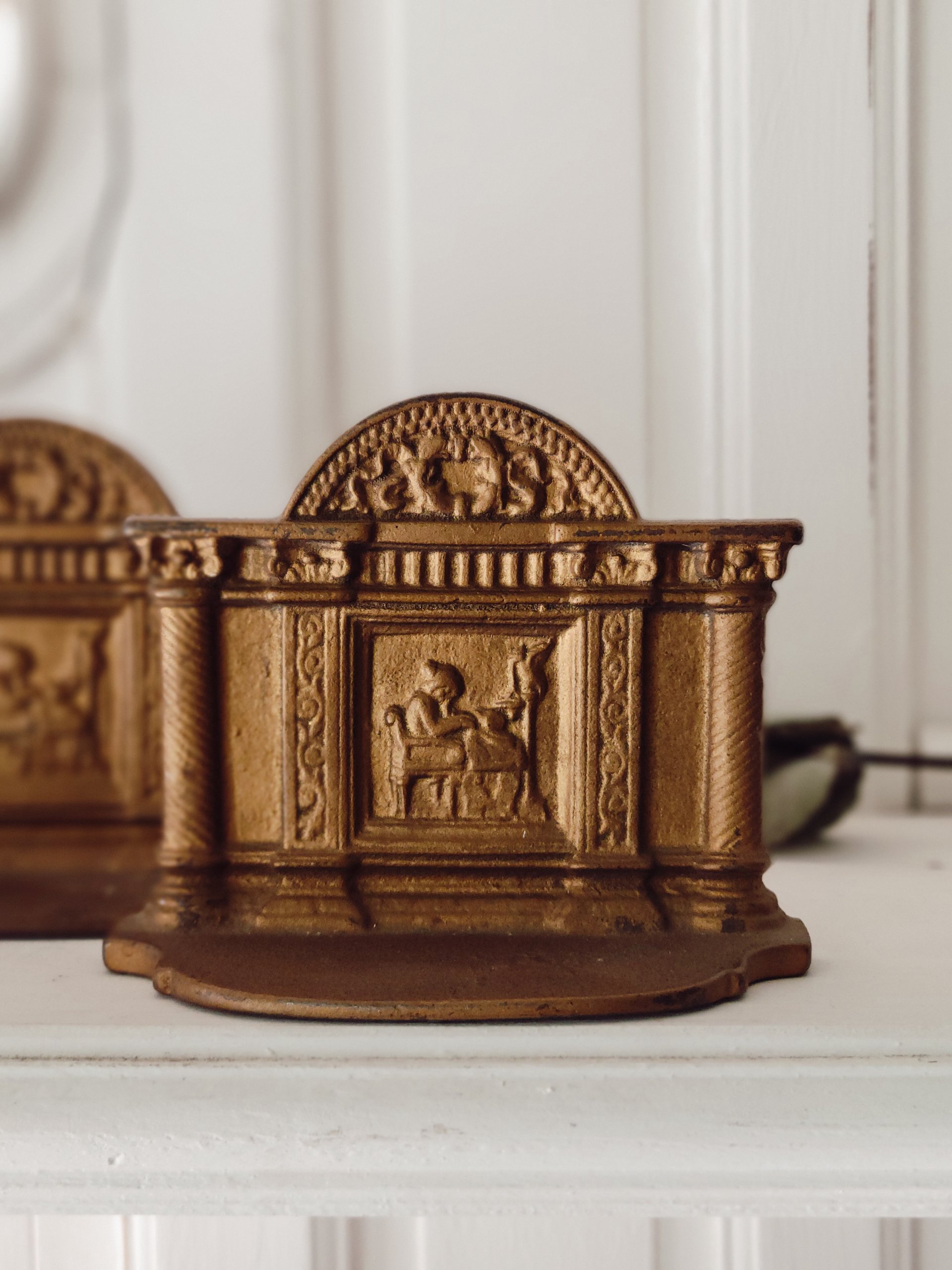 Vintage Hubley Cast Iron Bookends