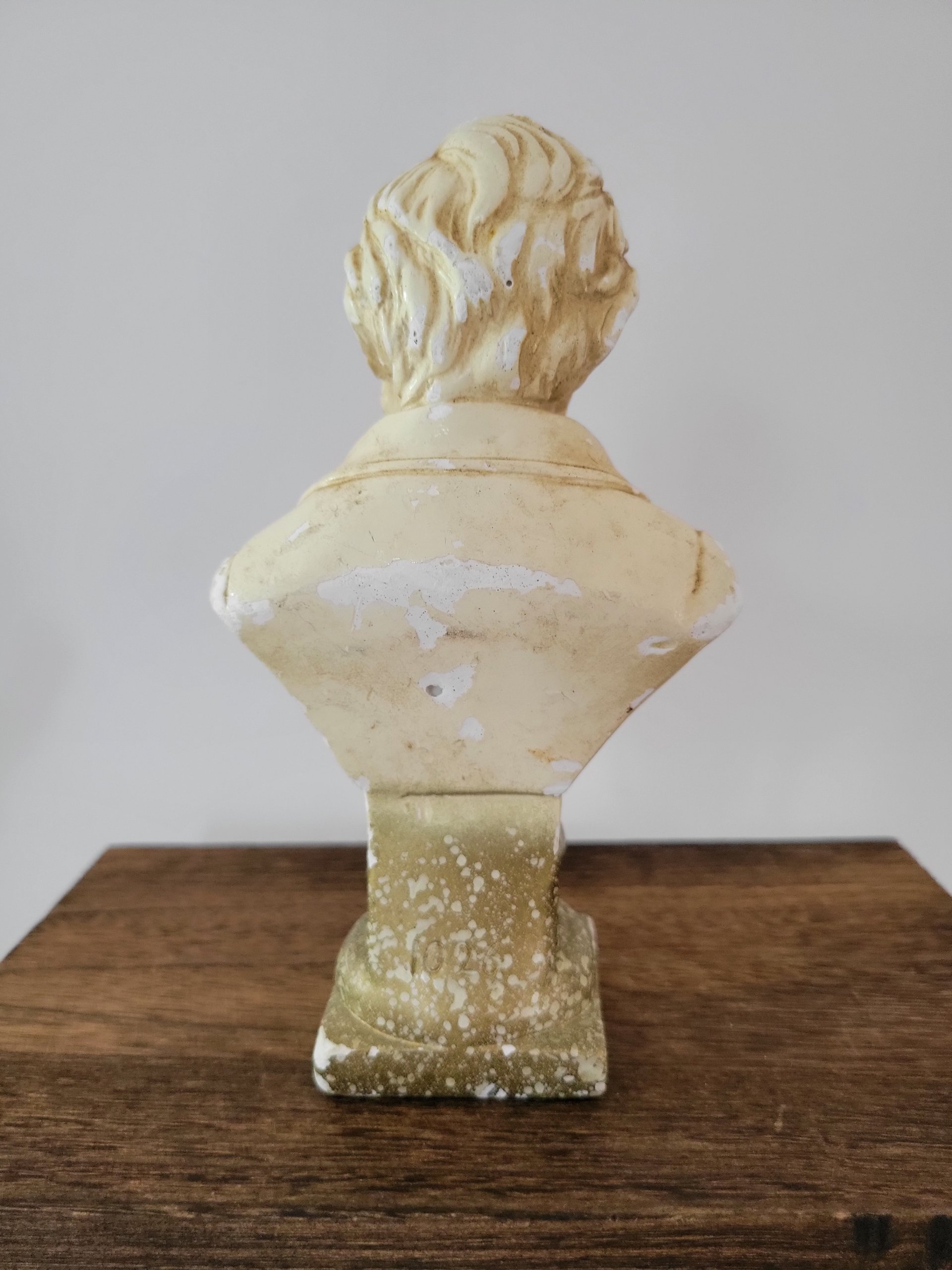 R. Wagner Chippy Bust — view 4